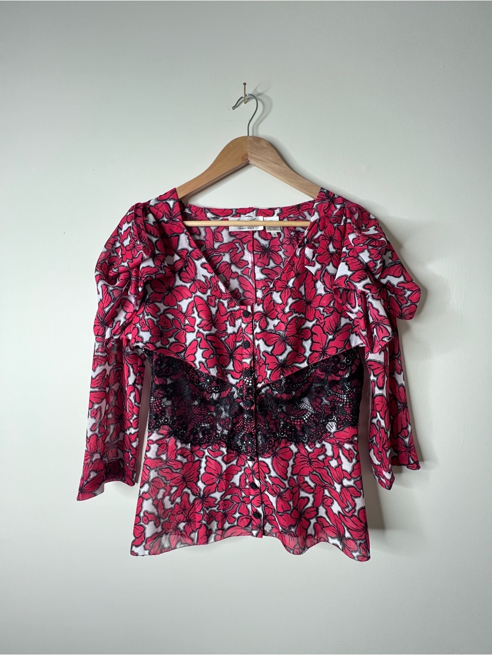 Vintage Pink Floral V-Neck Blouse with Black Lace Waist